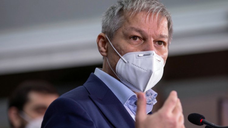 Dacian Cioloş: Personal, am o nemulţumire cu privire la prezenţa lui Sorin Cîmpeanu în Guvern