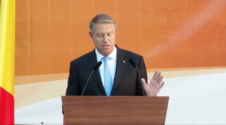 Iohannis: Educaţia este temelia pe care se construieşte viitorul unei naţiuni, iar cadrele didactice, sunteţi arhitecţii acestui viitor